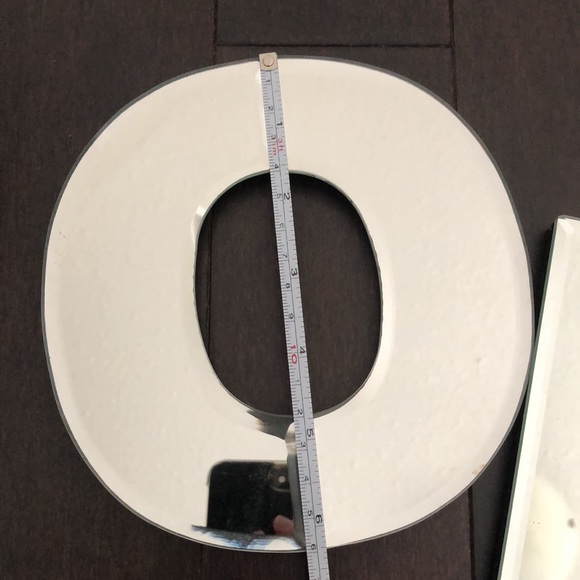 HOME Mirrored Letter Sign - Picture 15 of 16